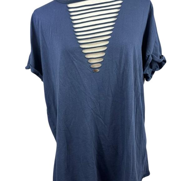 Torrid deconstructed neckline on blue on short sleeve t-shirt size 2-2X/18-20 - Picture 2 of 9